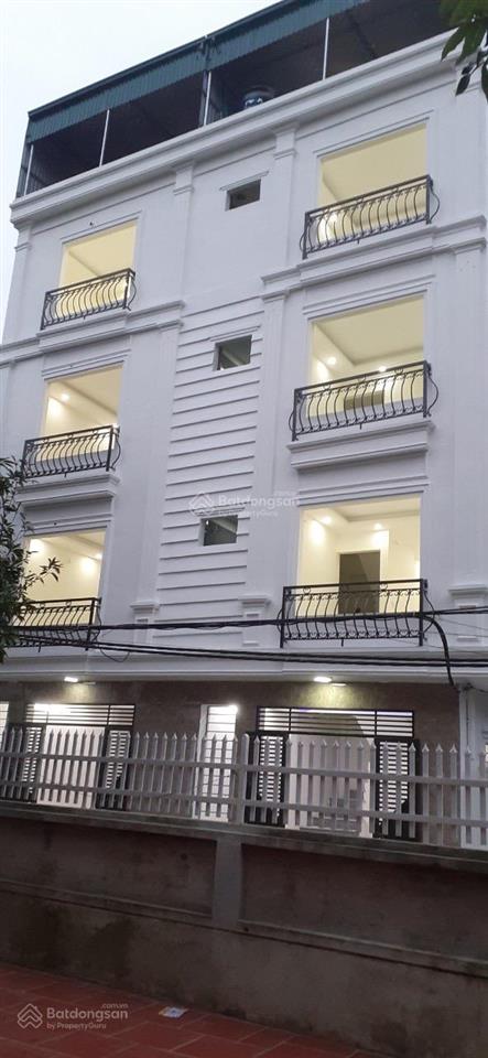 Chính chủ bán nhà 4,5 tầng, 30m2 ô tô đỗ cửa cách ql 6 khoảng 300m