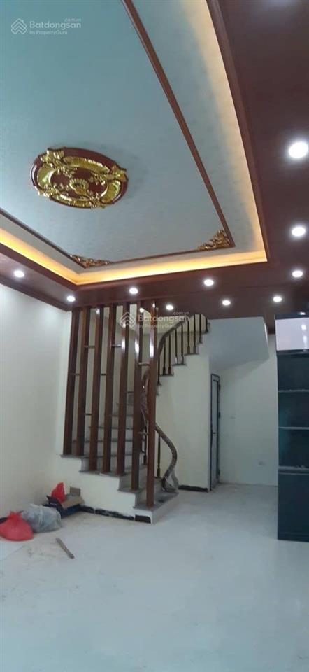Bán nhà dt 38m2 * 5t lô góc, ngõ chùa tổ 5 đồng mai ô tô tránh đường thông kd buôn bán các loại