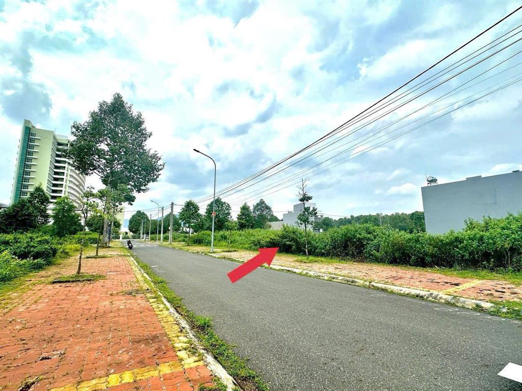Chính chủ cần bán lô đất mặt tiên đường nhất chi mai gần bệnh viện bà rịa. giá cực tốt