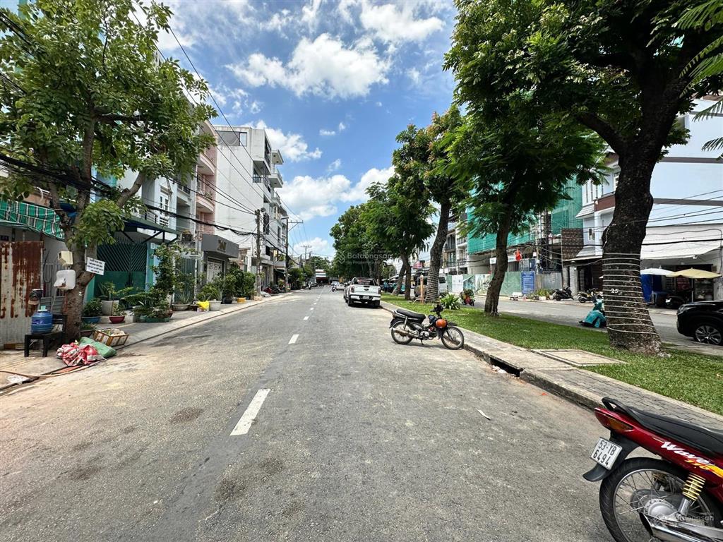 Nhà 6 tầng chdv thang máy  mặt tiền đường đôi 7 và 9, p. tân kiểng, quận 7