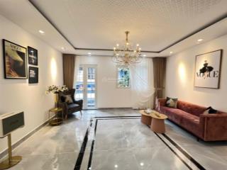 Bán gấp nhà mt nguyễn hồng đào, p.14, tb, dt 5,1m x 7,2m (cn 37m2). trệt + 3l. giá bán 13.5 tỷ