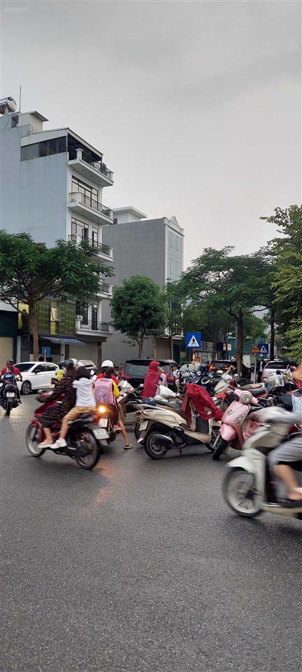 Bán đất phân lô tứ hiệp nhìn ra vườn hoa với 100m2 giá bán 21,5 tỷ đồng.  lộc  0962 658 ***