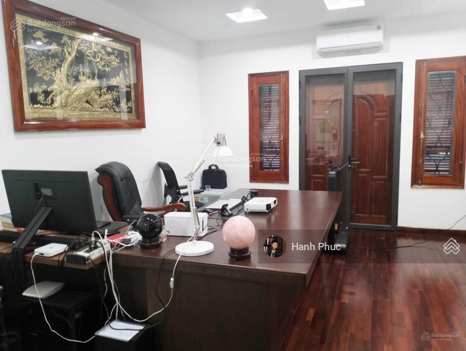 Căn biệt thự lô góc đắc địa 02 mặt tiền dài 33m. diện tích 140m2, thiết kế 04 tầng, vị trí đẹp.