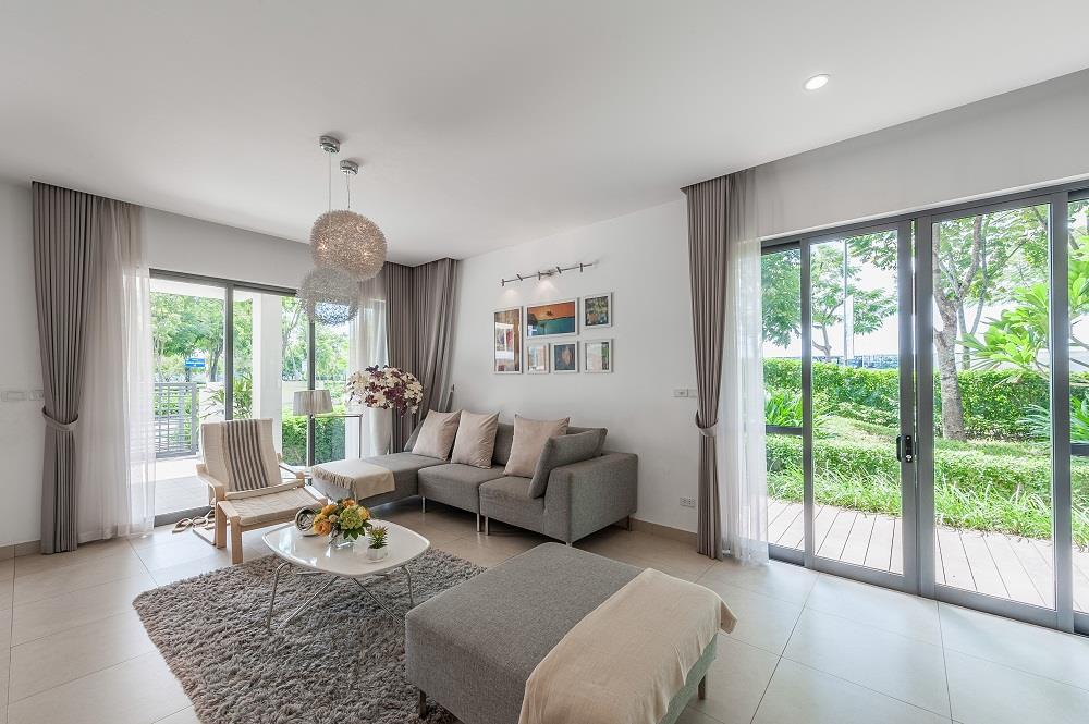 Cho thuê biệt thự tại pháp vân. diện tích 390m2, nội thất đẹp, sân vườn rộng. phù hợp văn phòng, ở
