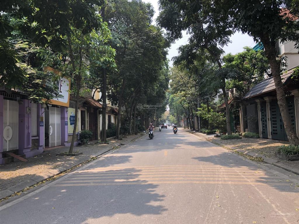 Cho thuê nhà liền kề tại khu đô thị vĩnh hoàng. diện tích 120m², 02 mặt tiền, nhà 04 tầng. khu vip