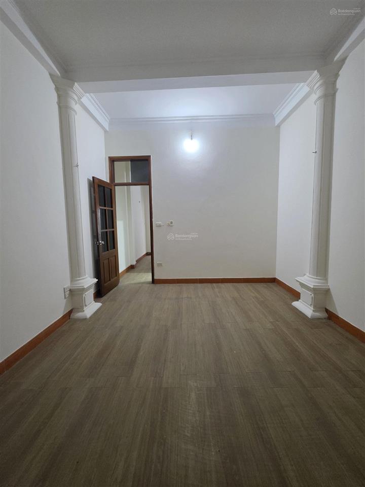 Bán gấp căn nhà diện tích 54m2, thiết kế 04 và tum