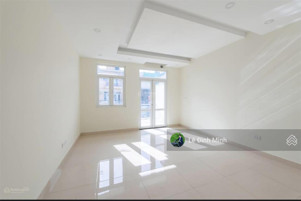 Cho thuê nhà 5 tầng tại khu đô thị gelexia riverside. diện tích 100m2, thiết kế 5 tầng, thông sàn