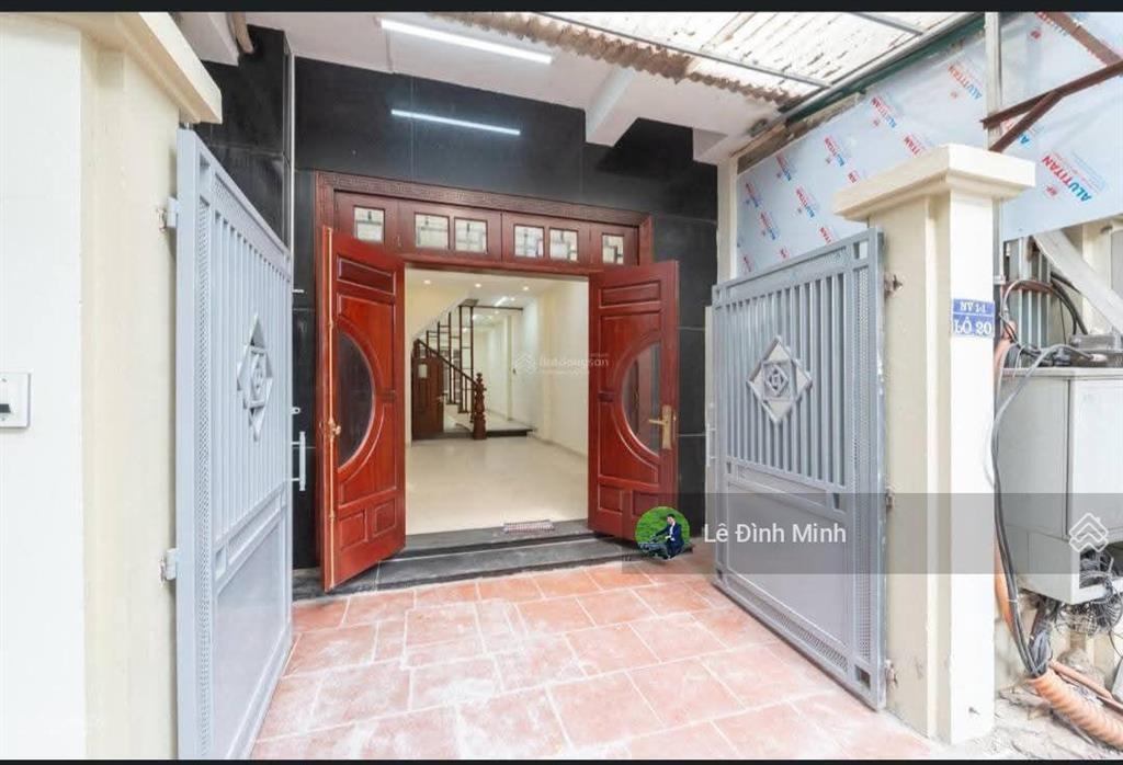 Cho thuê nhà 5 tầng tại khu đô thị gelexia riverside. diện tích 100m2, thiết kế 5 tầng, thông sàn