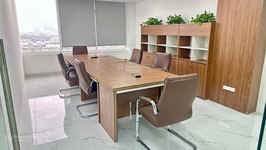 Biệt thự vip đạt tiêu chuẩn cao cấp mới hoàn thiện. diện tích 220m2/sàn, 06 tầng, mt 10m, pccc đủ