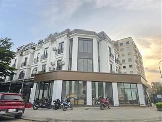Cho thuê biệt thự mới đẹp. diện tích 260m2, mặt tiền 15m, đủ hệ thống pccc. làm văn phòng hoặc ở