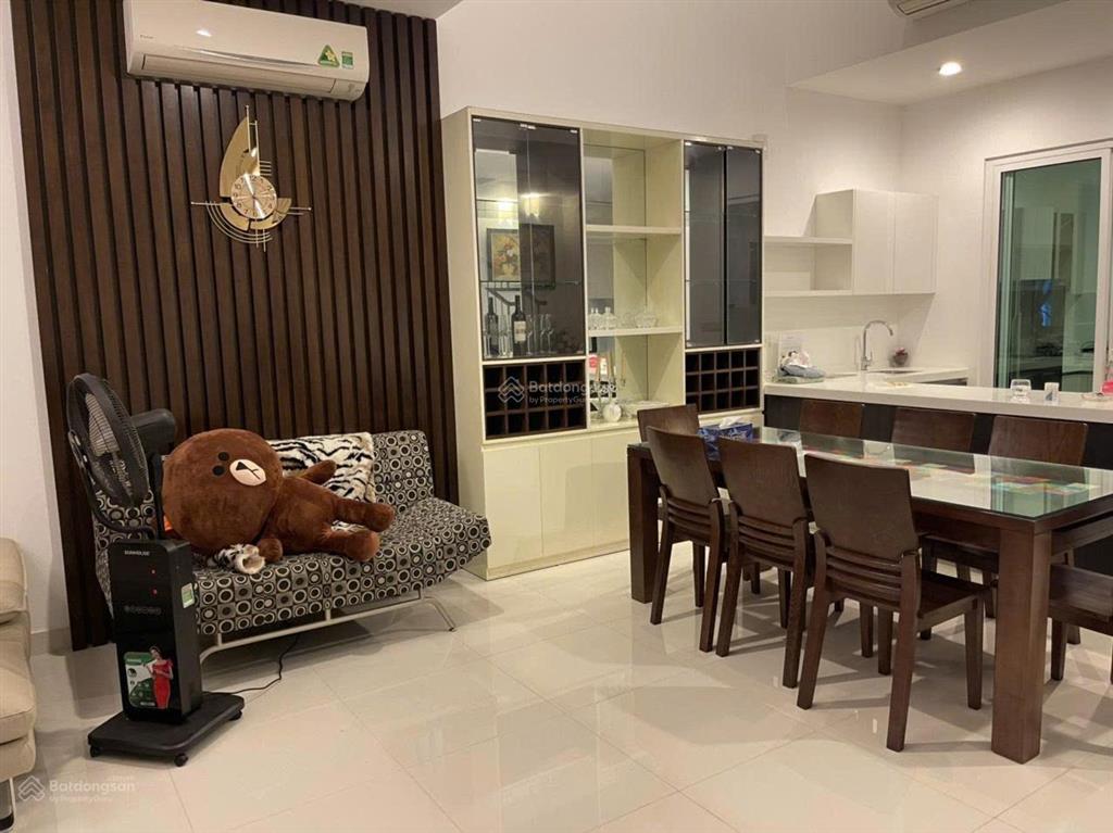 Bán nhà phố nguyễn đình chiểu. diện tích 70m2, ô góc 02 mặt thoáng, mặt tiền hơn 5m, nhà 04 tầng.