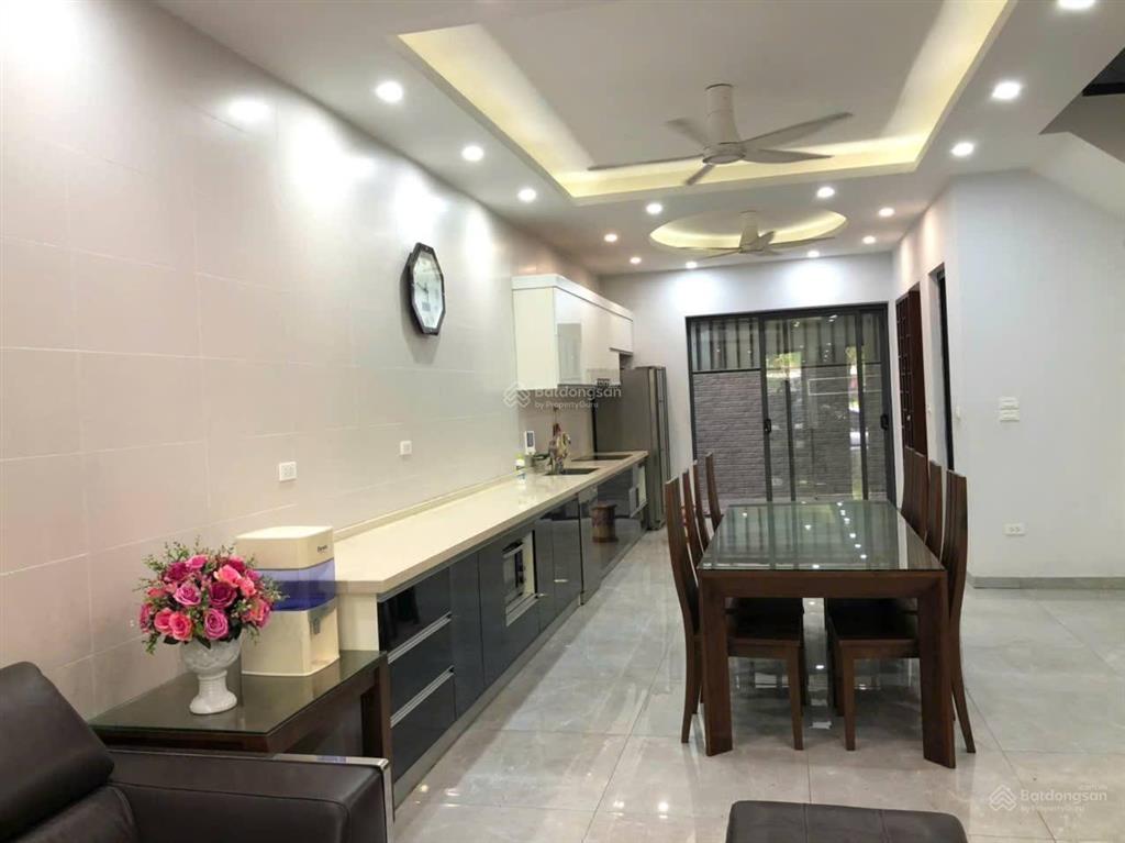 Cho thuê biệt thự cầu bươu tại khu đô thị. diện tích 125m2, thiết kế 04 tầng, nội thất điều hoà