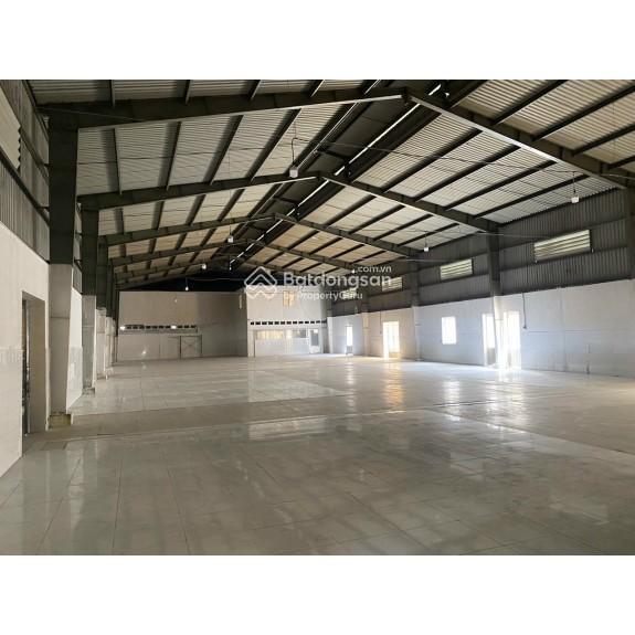 Chuyên cho thuê kho xưởng. dt 1000m2 tiêu chuẩn cao, pccc, xuất vat đầy đủ