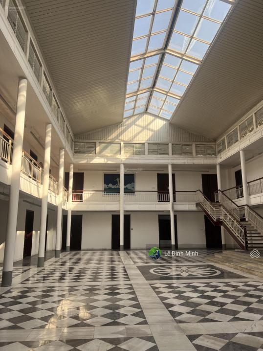 Chuyên cho thuê kho xưởng. dt 1000m2 tiêu chuẩn cao, pccc, xuất vat đầy đủ
