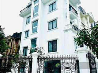 Căn 02 biệt thự đẹp nhất pháp vân. nhà nằm trục đường chính, diện tích 351m2, mặt tiền 13m