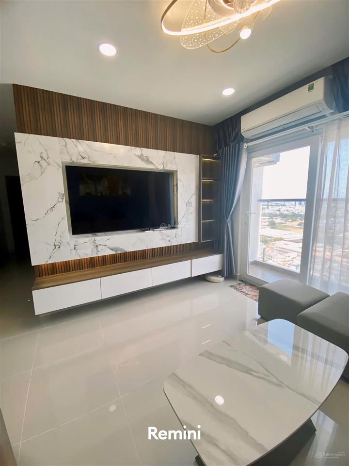 Cho thuê căn 3pn 2wc nhà mới giá 10 triệu, nhà trống, đầy đủ nội thất giá 15 triệu,  0907 174 ***