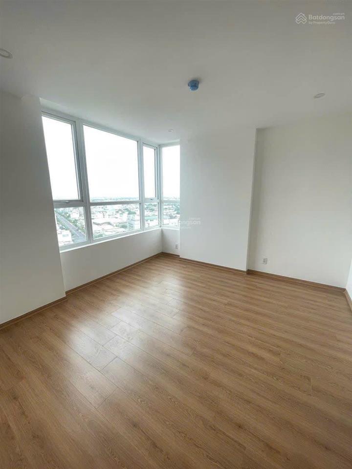 Cho thuê căn 3pn 2wc nhà mới giá 10 triệu, nhà trống, đầy đủ nội thất giá 15 triệu,  0907 174 ***