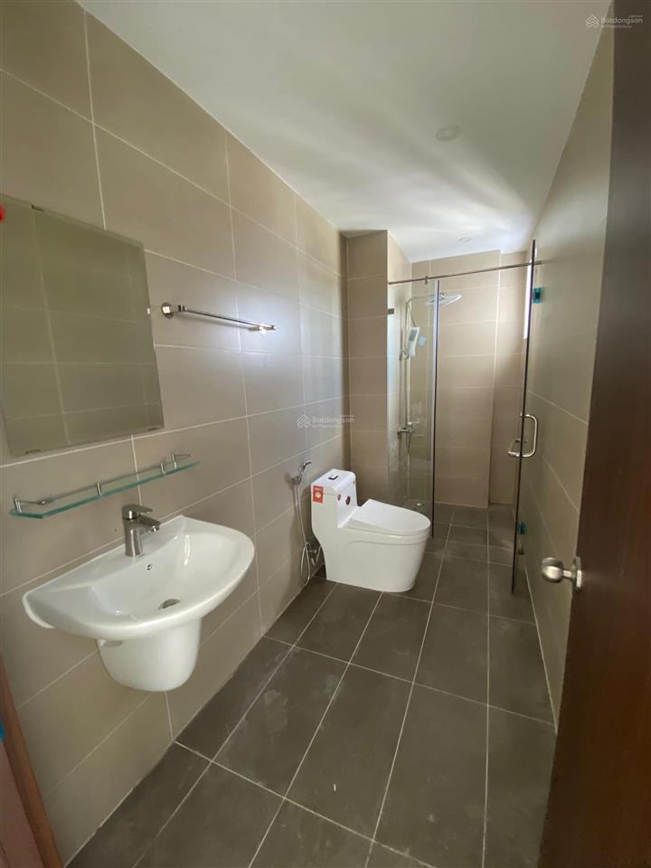 Cho thuê căn 3pn 2wc nhà mới giá 10 triệu, nhà trống, đầy đủ nội thất giá 15 triệu,  0907 174 ***