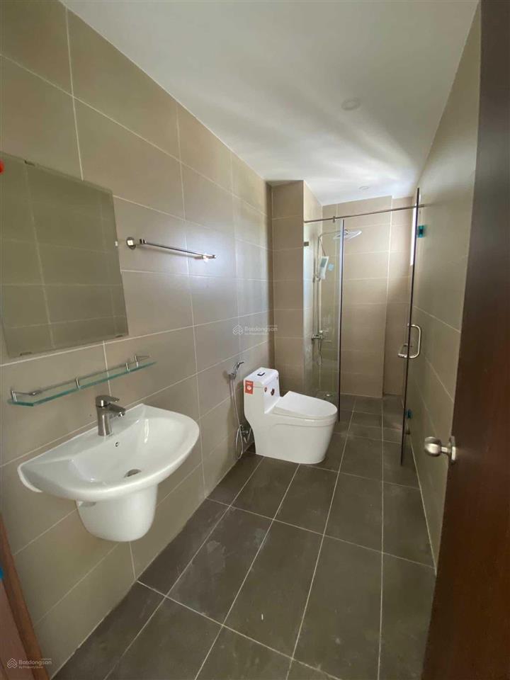 Cho thuê căn 2pn giá 8  10 triệu ở ngay, tầng đẹp view thoáng,  0907 174 ***