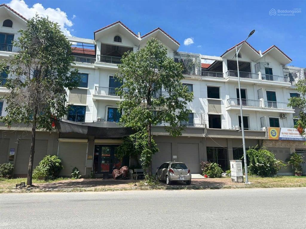 Chính chủ gửi bán lk phú lương mặt đường 30m ,dt65mx5 t,thang máy,hoàn thiện đẹp ,nhỉnh 18 tỷ,mtg