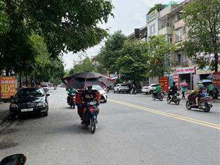 Chính chủ gửi bán liền kề văn phú dt 90m2, 4,5 tầng đường 24m. giá 20 tỷ,  0948 655 ***
