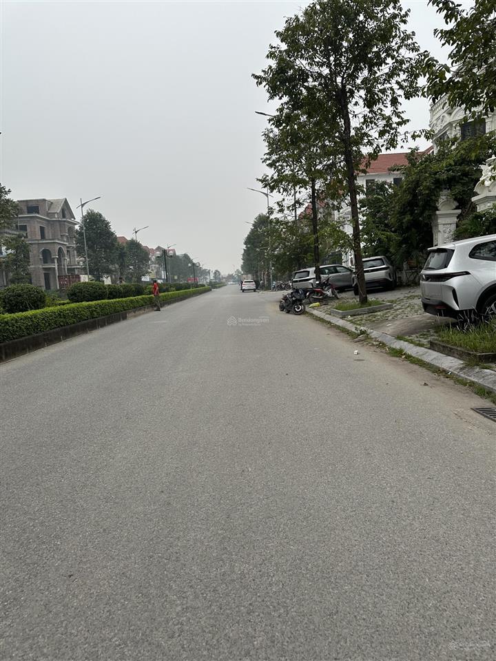 Chính chủ g bán biệt thự phú lương 200m2x4t full nội thất cao cấp hàng hiếm hơn 30tỷ.  0948 655 ***