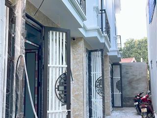 Chính chủ cần bán nhà xây mới 45m2 * 3,5t tại đại thành  gần trường c1. cách đường chính 20m