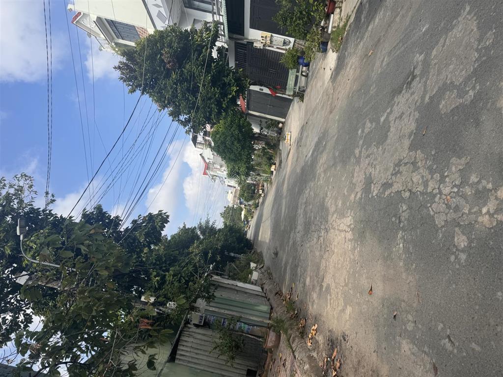 Chính chủ cần bán nhà phố khu dân cư hoàng hải.
sổ hồng riêng  0986 616 ***