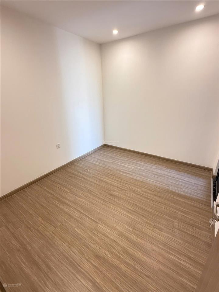 Bán căn hộ 2pn origami. sẵn sổ  giá 3tỷ180 trọn gói. đông bắc. nhà mới 100% view hồ bơi