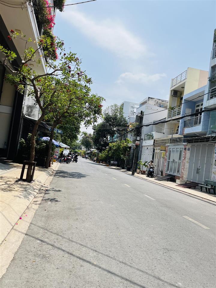 Mt lê sao phú thạnh 3.5x16.5 đúc 2.5 tấm giá 7.4 tỷ  0936 014 ***