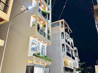 Nhà đối diện bệnh viện q12, dt4x19m, lửng, 3lầu, 4pn, gara ô tô, sân thượng, hướng đb, 8,4 tỷ