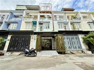  nhà bên ubp và trường học, dt4x13m, trệt, 2lầu, 3pn, phòng thờ, sân trước, hướng đông bắc, q12