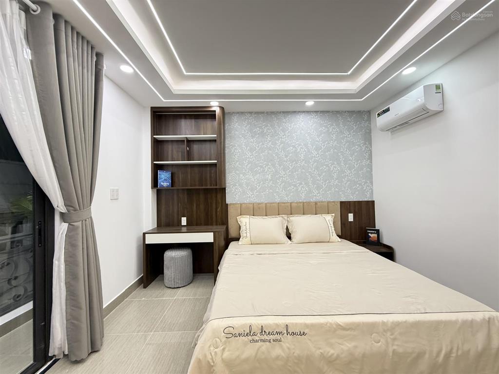 Nhà góc 2 mt đường tx 35, dt 5.10x11m, lửng, 3lầu, 4pn, 5vs, gara ô tô, sân thượng, 7.2 tỷ