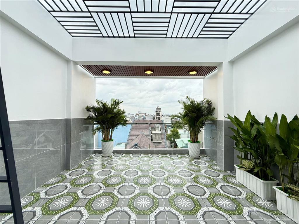 Nhà đường thông dt4.2x19m, lửng, 3lầu, 4pn, 6vs, p/thờ, gara ô tô, sân thượng, hướng đông, 7,4 tỷ