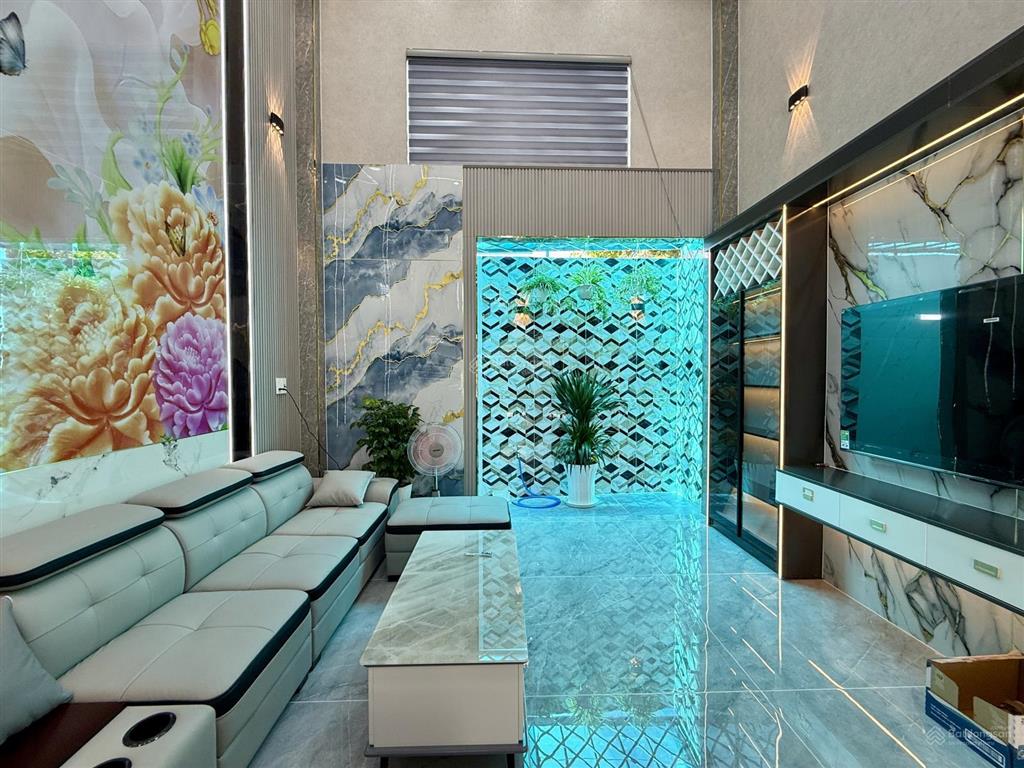 Nhà hẻm xe hơi đường tx 25, dt4x13m, lửng, 3 lầu, gara ô tô, 4pn, sân thượng trước sau, 6tỷ