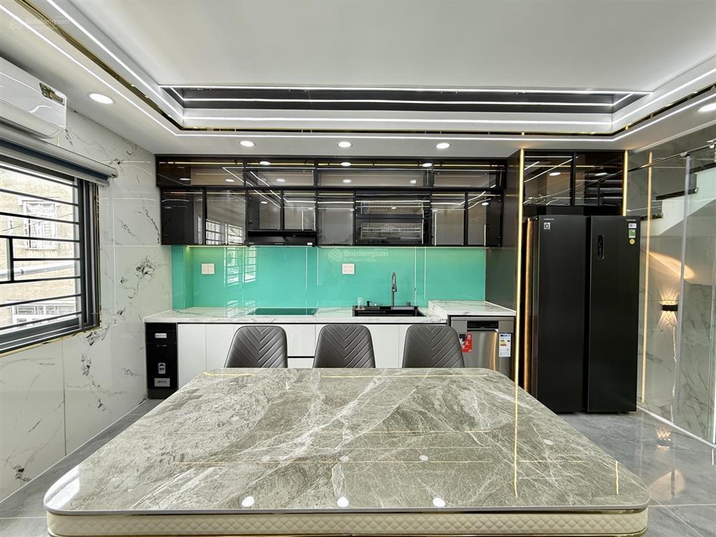 Nhà hẻm xe hơi đường tx 25, dt4x13m, lửng, 3 lầu, gara ô tô, 4pn, sân thượng trước sau, 6tỷ