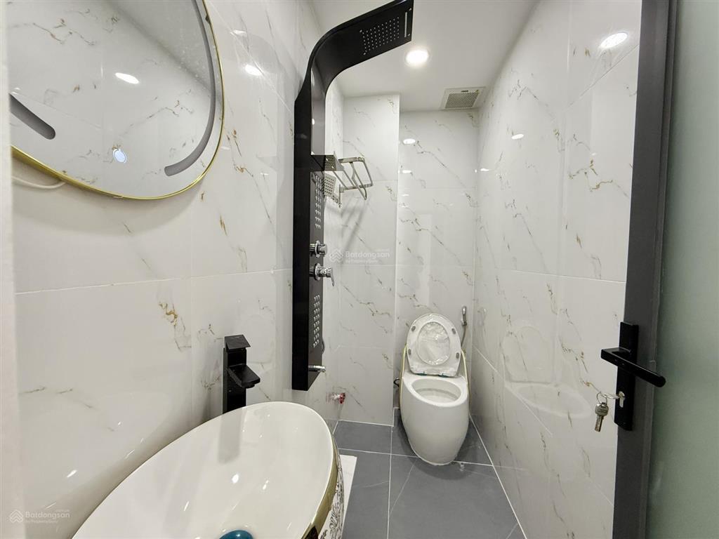 Nhà hẻm xe hơi đường tx 25, dt4x13m, lửng, 3 lầu, gara ô tô, 4pn, sân thượng trước sau, 6tỷ