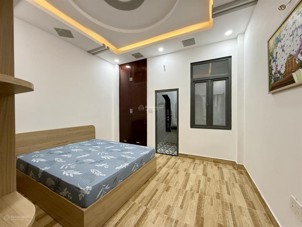 Nhà mặt tiền đường tx 43, dt4x16m, trệt, 3lầu, sân trước rộng, 4pn, 5vs, sân thượng, 6.35 tỷ