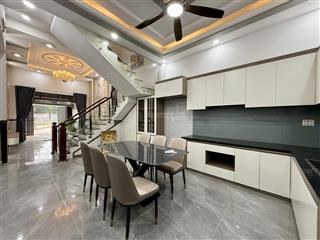 Nhà mặt tiền đường tx 43, dt4x16m, trệt, 3lầu, sân trước rộng, 4pn, 5vs, sân thượng, 6.35 tỷ