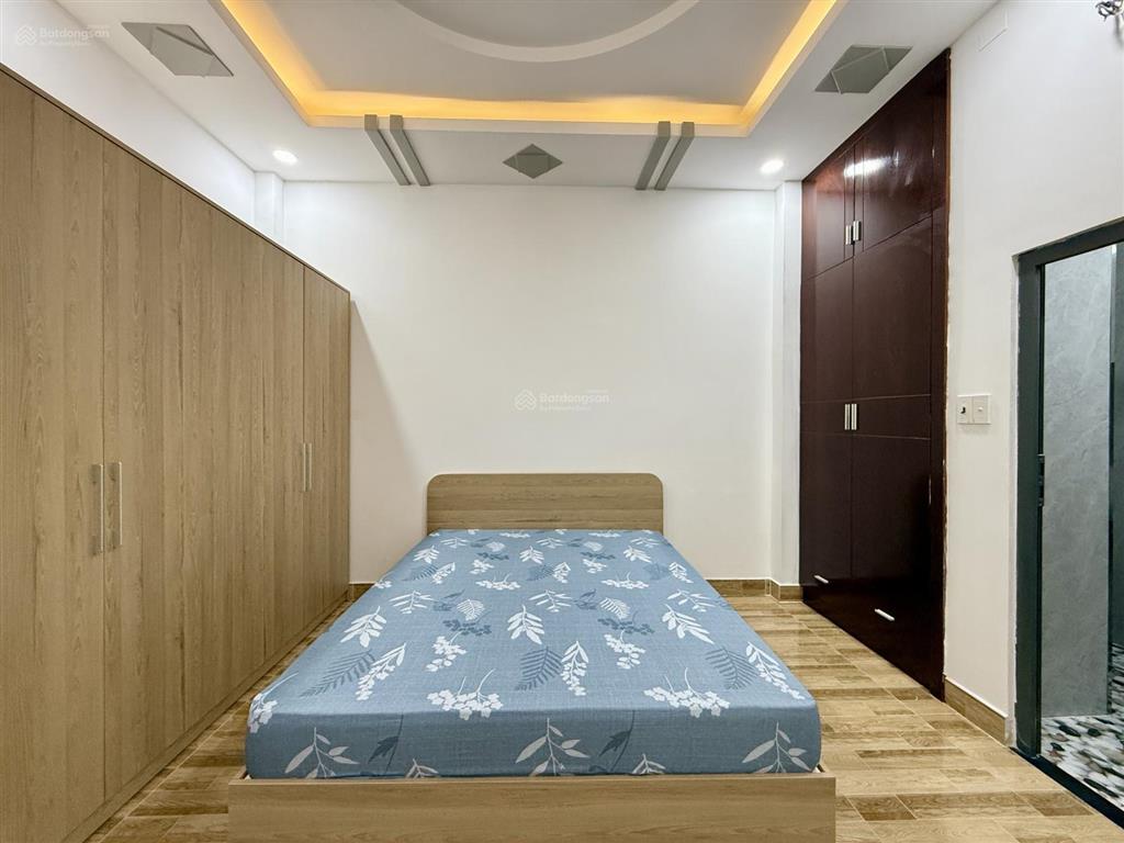 Nhà mặt tiền đường tx 43, dt4x16m, trệt, 3lầu, sân trước rộng, 4pn, 5vs, sân thượng, 6.35 tỷ