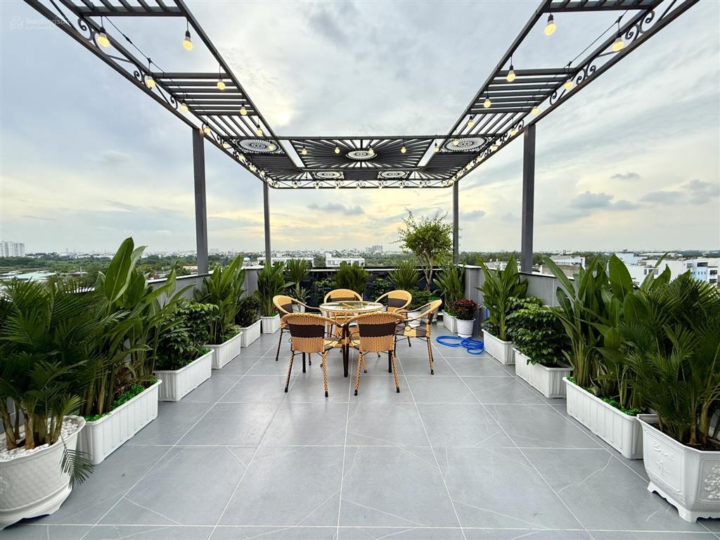 Nhà mặt tiền có thang máy, đường tx 25, dt4.2x25m, lửng, 4lầu, 7vs, gara ôtô, 4pn, p.thờ, s.thượng