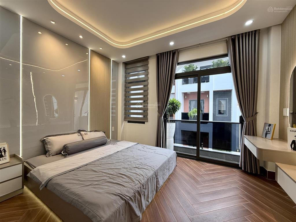 Nhà full nội thất, đường tx 25, dt4x14m, lửng, 3 lầu, 4pn, 6vs, gara ôtô, p.thờ, sân thượng,