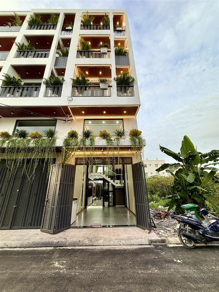 Nhà có thang máy, bên ubp và cụm trường học, dt4x20m, lửng, 3 lầu, 4pn, hướng đông nam, 8.35 tỷ