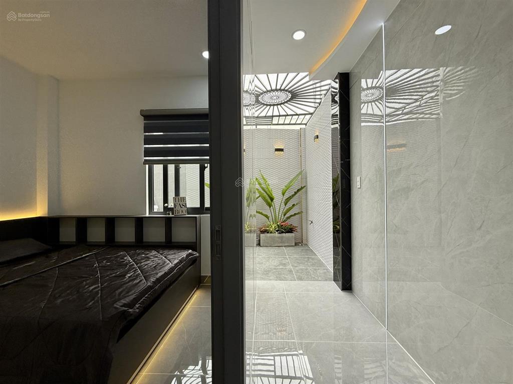 Nhà mtkd đường thông thạnh xuân 25, dt 4.2x21m, lửng, 3 lầu, 5pn, p.thờ, sân thượng, 8.28 tỷ