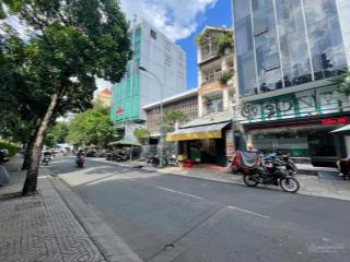 Toà nhà mặt tiền đường ngô thời nhiệm, p. võ thị sáu, q3  8 tầng. đang cho thuê 203 tr/tháng