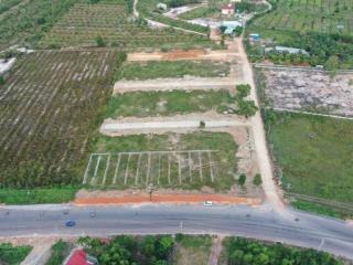 Cần bán gấp lô ông lang  vị trí đẹp cách biển 500m  ngay vòng xoay cửa cạn dt 45  đất ở sổ hồng