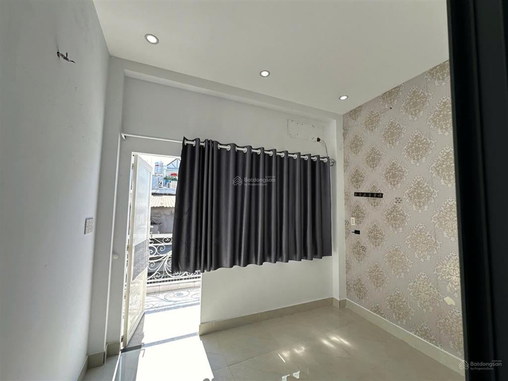 Bán nhà đẹp ở liền đường số 8  ngay văn cao, tân phú  dt 3,5m x 9m  1 lầu  giá 3.3 tỷ tl