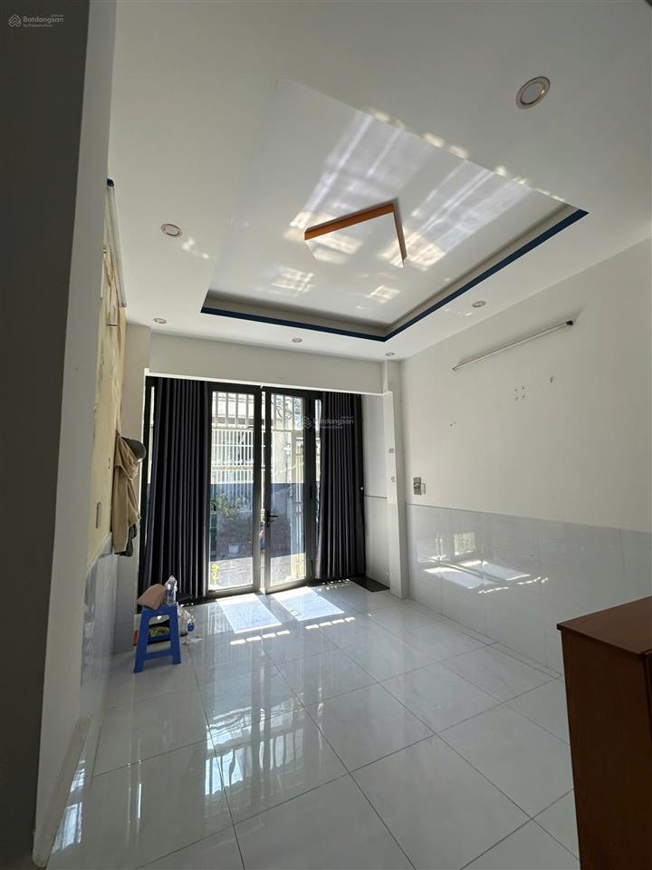 Bán nhà đẹp ở liền đường số 8  ngay văn cao, tân phú  dt 3,5m x 9m  1 lầu  giá 3.3 tỷ tl