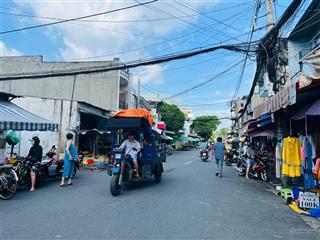 Bán nhà mặt tiền ngay chợ đường đỗ thừa luông, dt 4x18m  đúc 1 lầu  giá 8,9 tỷ