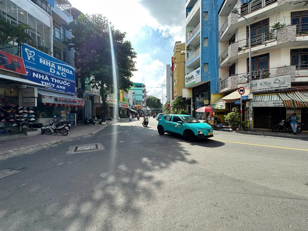 Căn hộ dịch vụ tn 430tr/tháng  mt đường trần tấn  dt 523m2  1 hầm 6 lầu  giá 75 tỷ tl